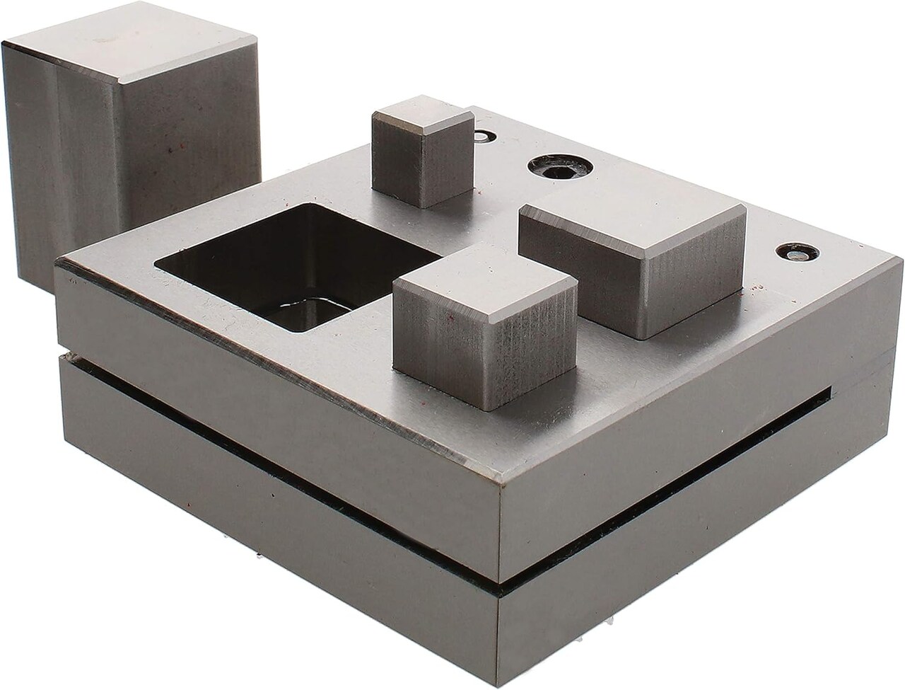 The Beadsmith Steel Disc Cutter Set Includes 4 Punches & Die. Tool for Cutting Corners from: 1/4", 1/2" & 1" Curves & 3/16" x 3/4" Oval Slot Punch. Use Soft Metal Sheet up to 20-24 Gauge & Thinner
